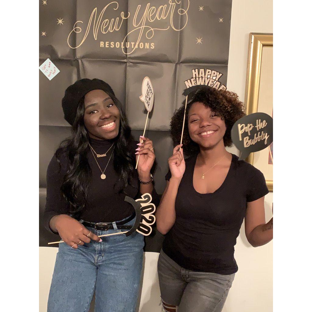 Chelsea and Tinasia celebrate the 2020 year with Destini!