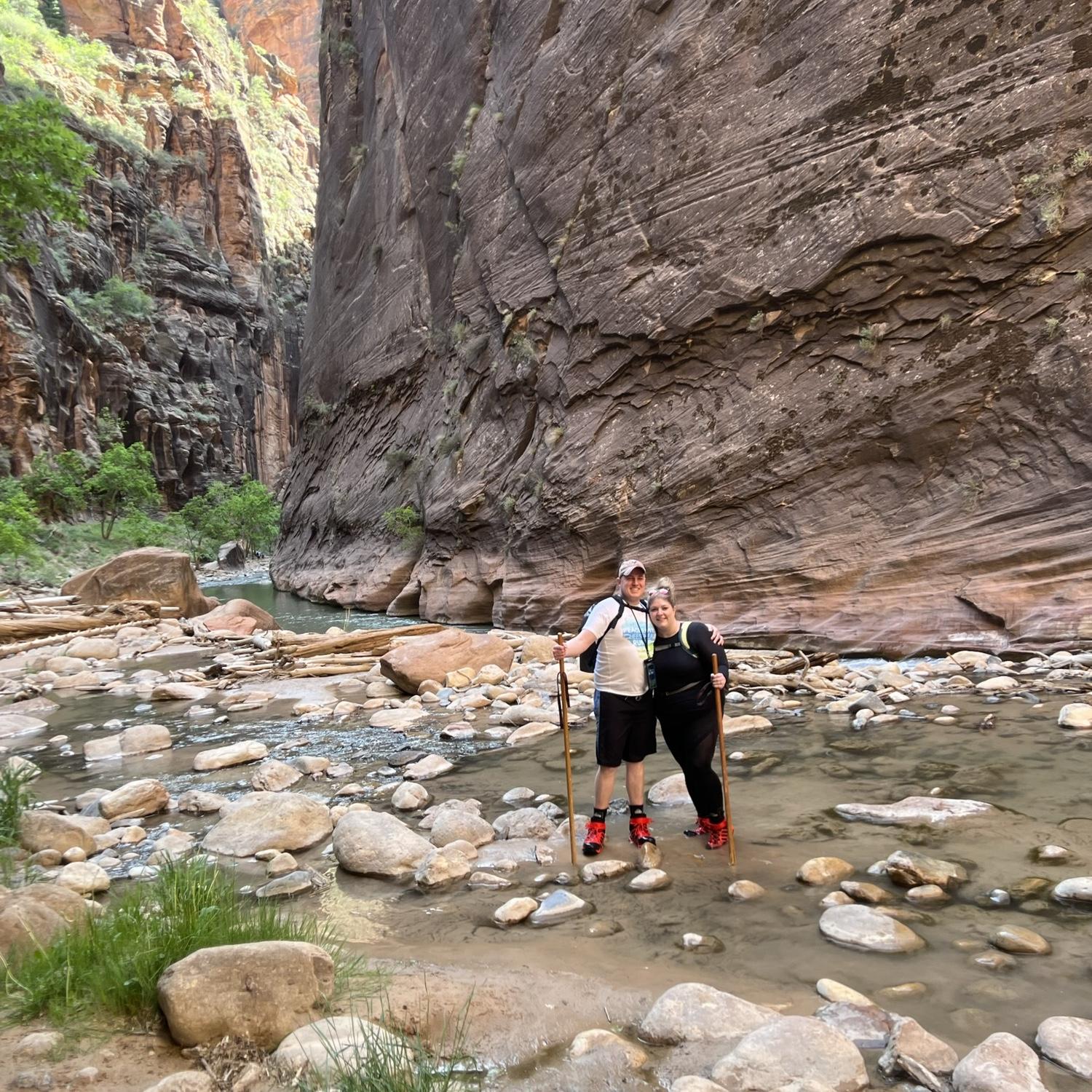 Hiking up The Narrows in Zion National Park 🏜️ 
May 2022