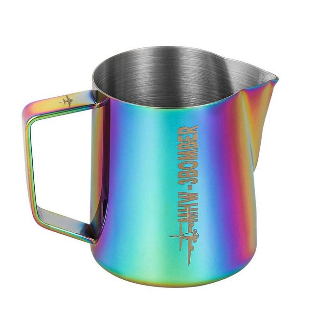 MHW-3BOMBER Milk Frothing Pitcher 20oz/600ml Latte Art Pitcher Stainless Steel Espresso Steaming Pitcher Colorful Barista Milk Jug P5912C