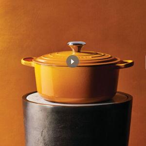 Signature Round Dutch Oven in "Nectar"