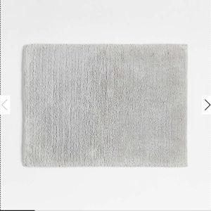 Rylan Organic Cotton Silver Bath Mat 18"x24" + Reviews | Crate & Barrel