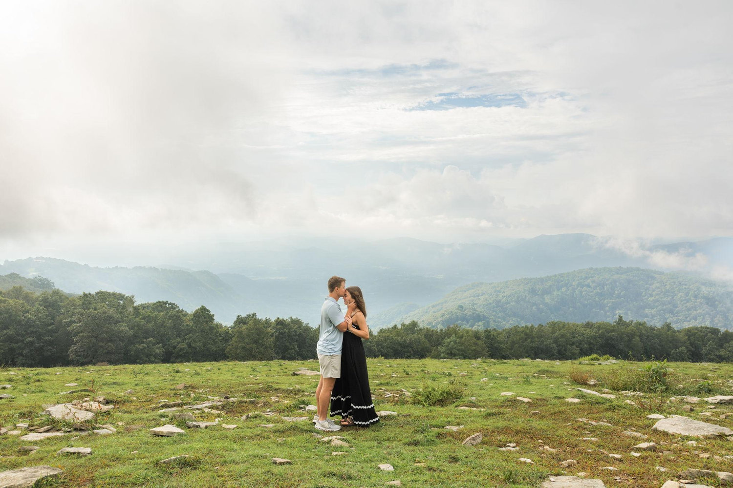 The Wedding Website of Sydney Housinger and Dustin Williams