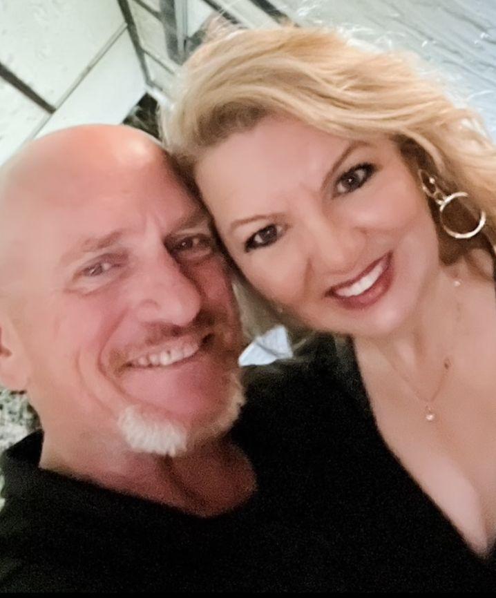 The Wedding Website of Maria Esquivel and John Valleau Jr