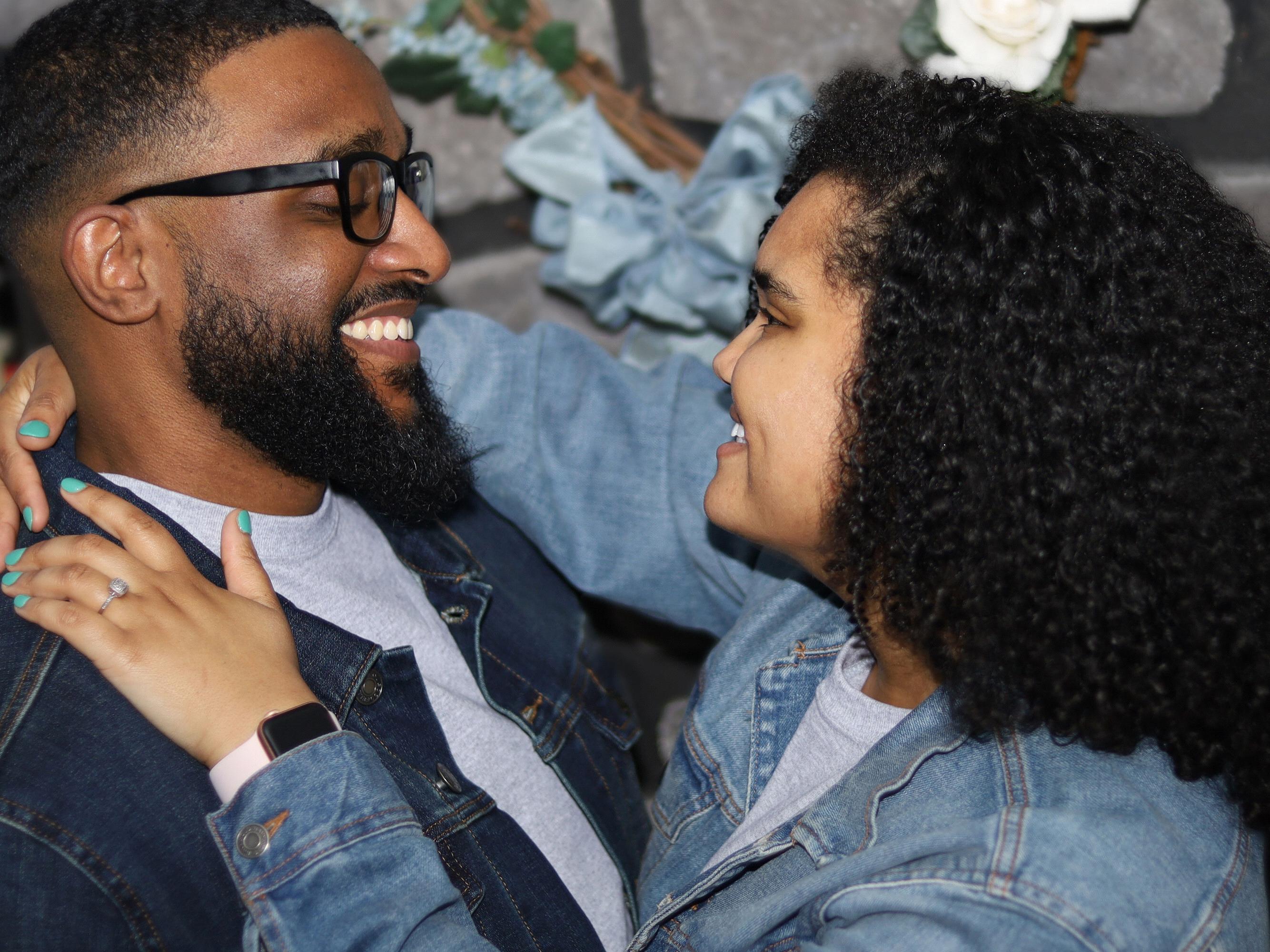 The Wedding Website of Laura Berlin and Rolan Mayo