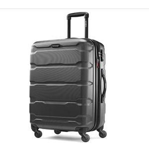 Samsonite Omni PC Hardside Expandable Luggage with Spinner Wheels, Black, Checked-Medium 24-Inch