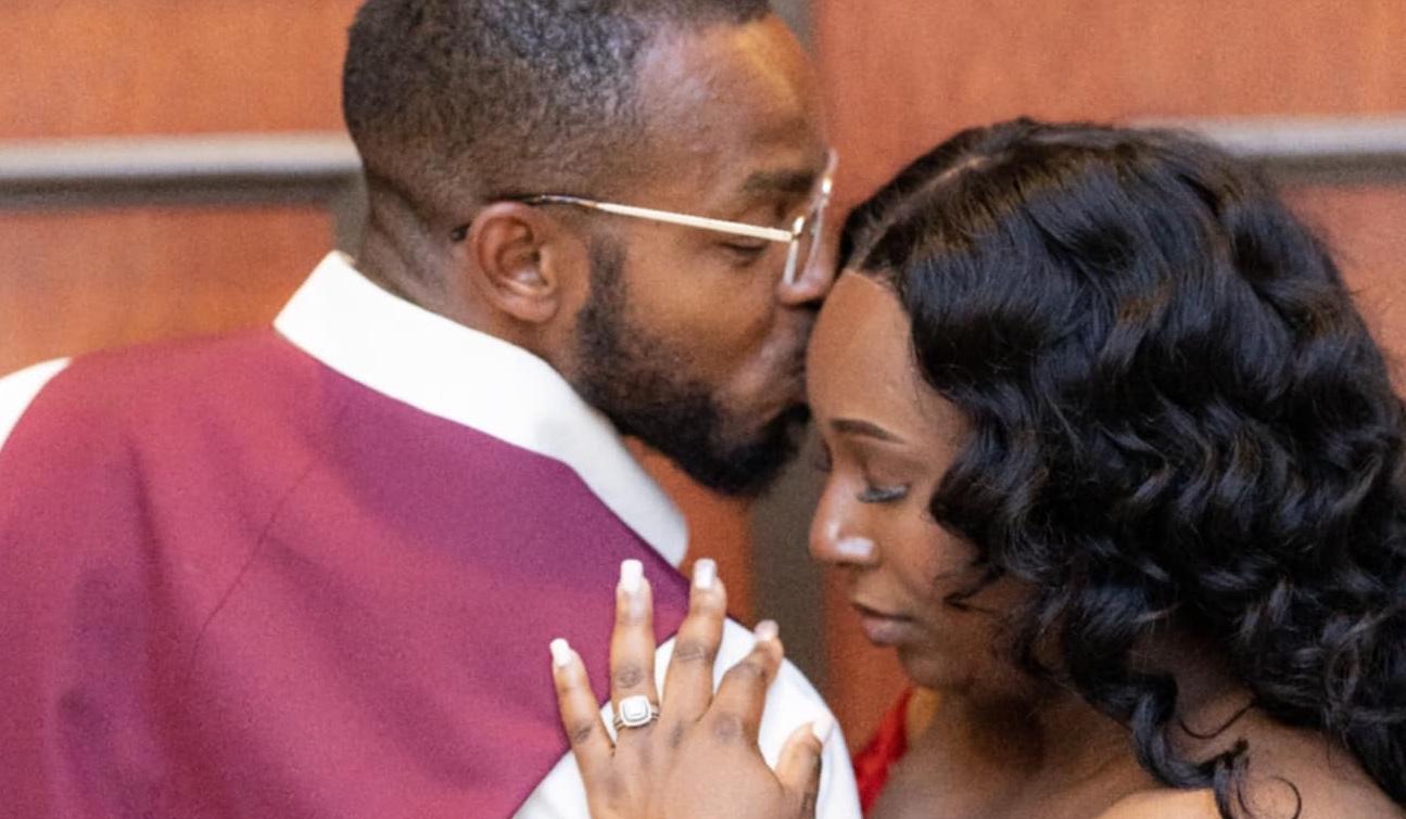 The Wedding Website of Flonicia Little and Cameron Fletcher