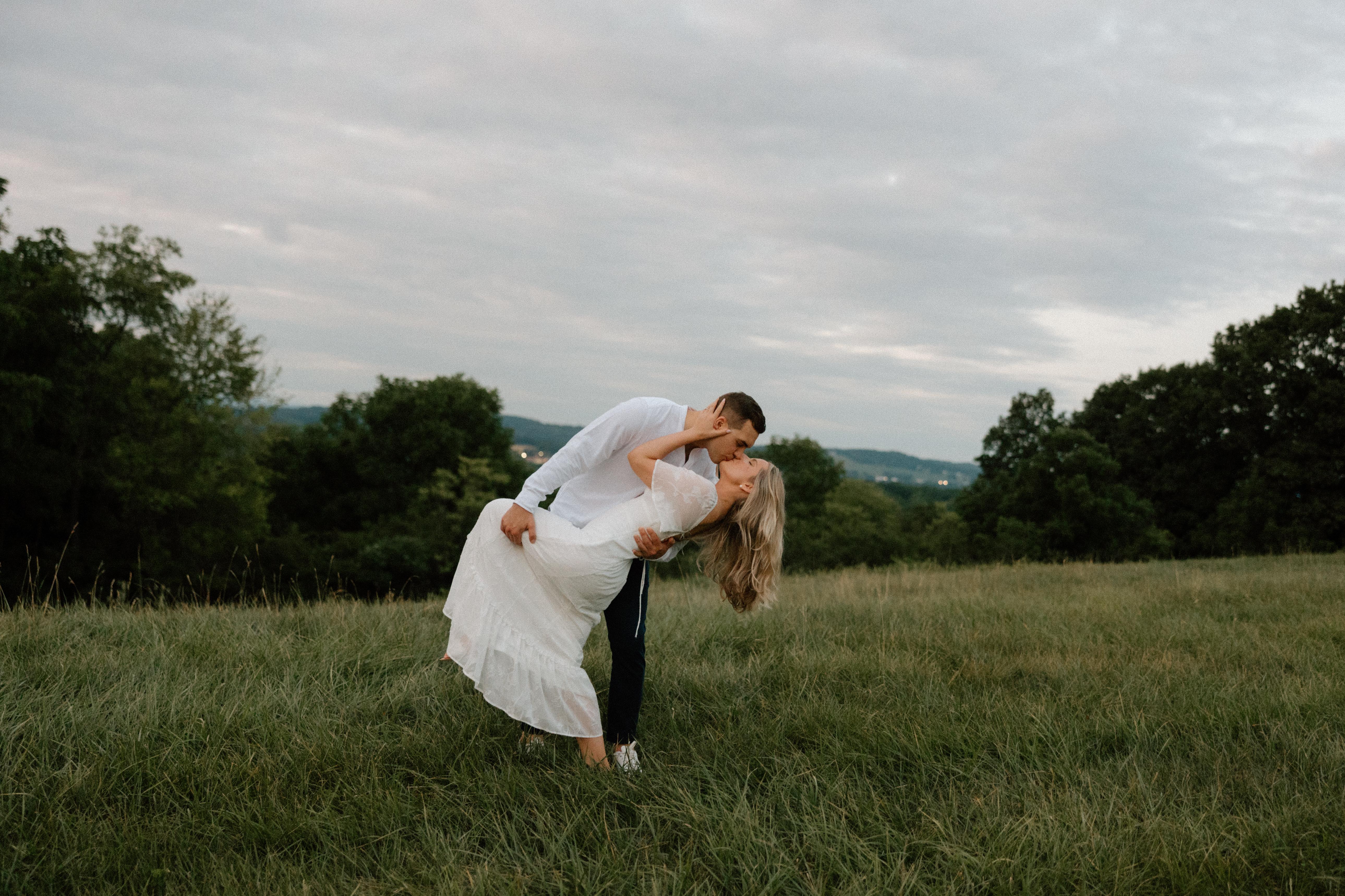The Wedding Website of Alexa Frederick and Owen Thomson