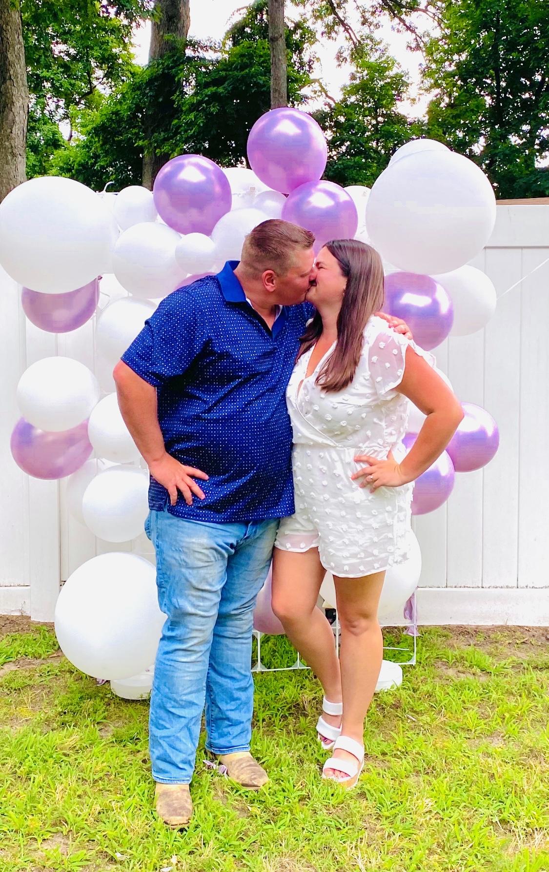 When they tell you to kiss for the photo, you kiss for the photo 😘