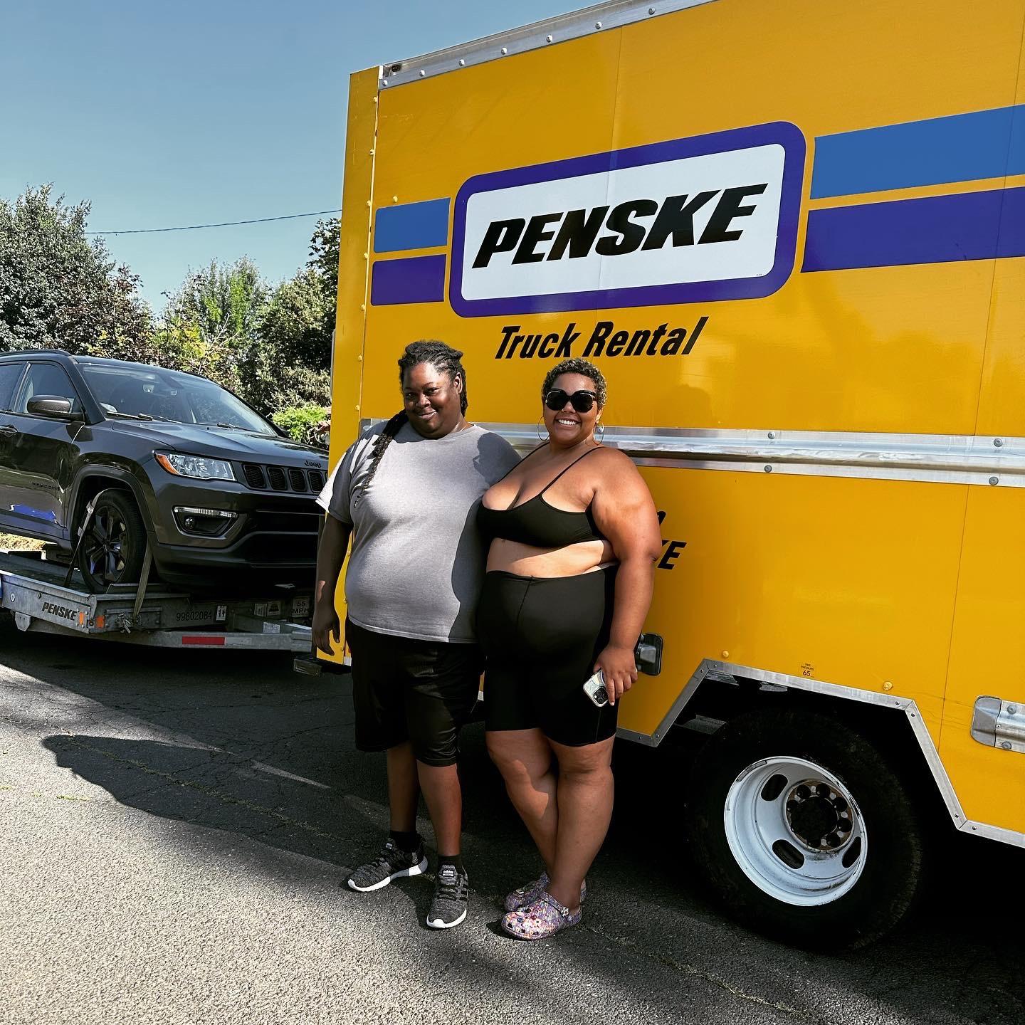 Penske Guuurrrliiieees!
