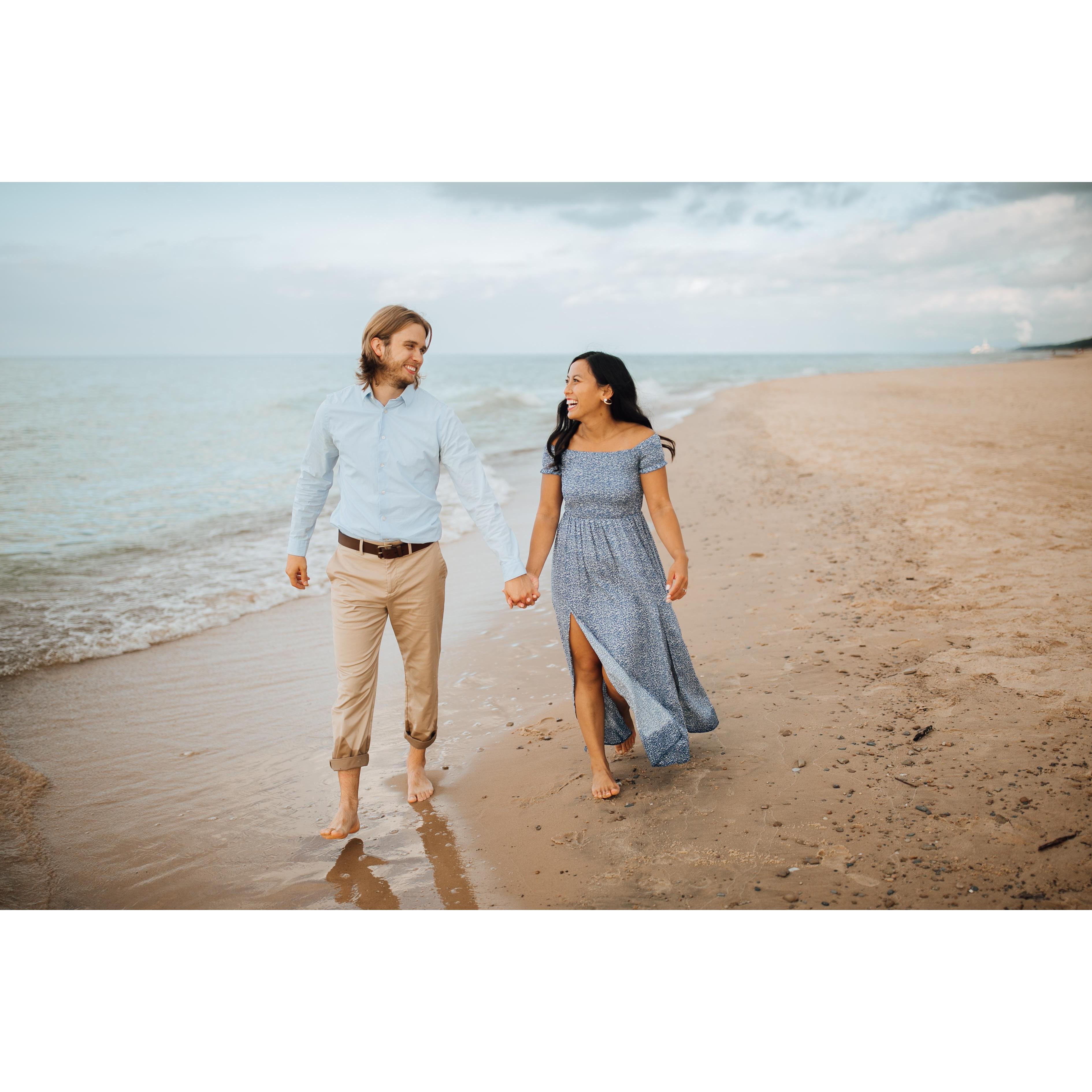Engagement pictures at the Indiana Dunes National Park! Photos by @TaylorJ