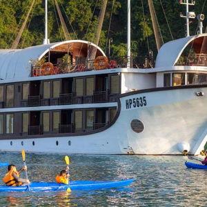 Sena Cruise- Boat stay in Halong Bay