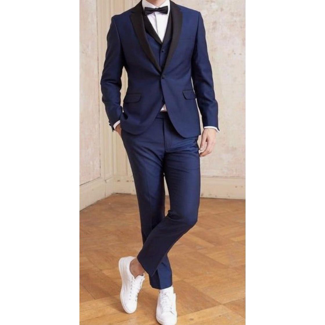 **Please reference this photo for style inspiration only. Be reminded that you are to still wear the color given to you with your save the date!**