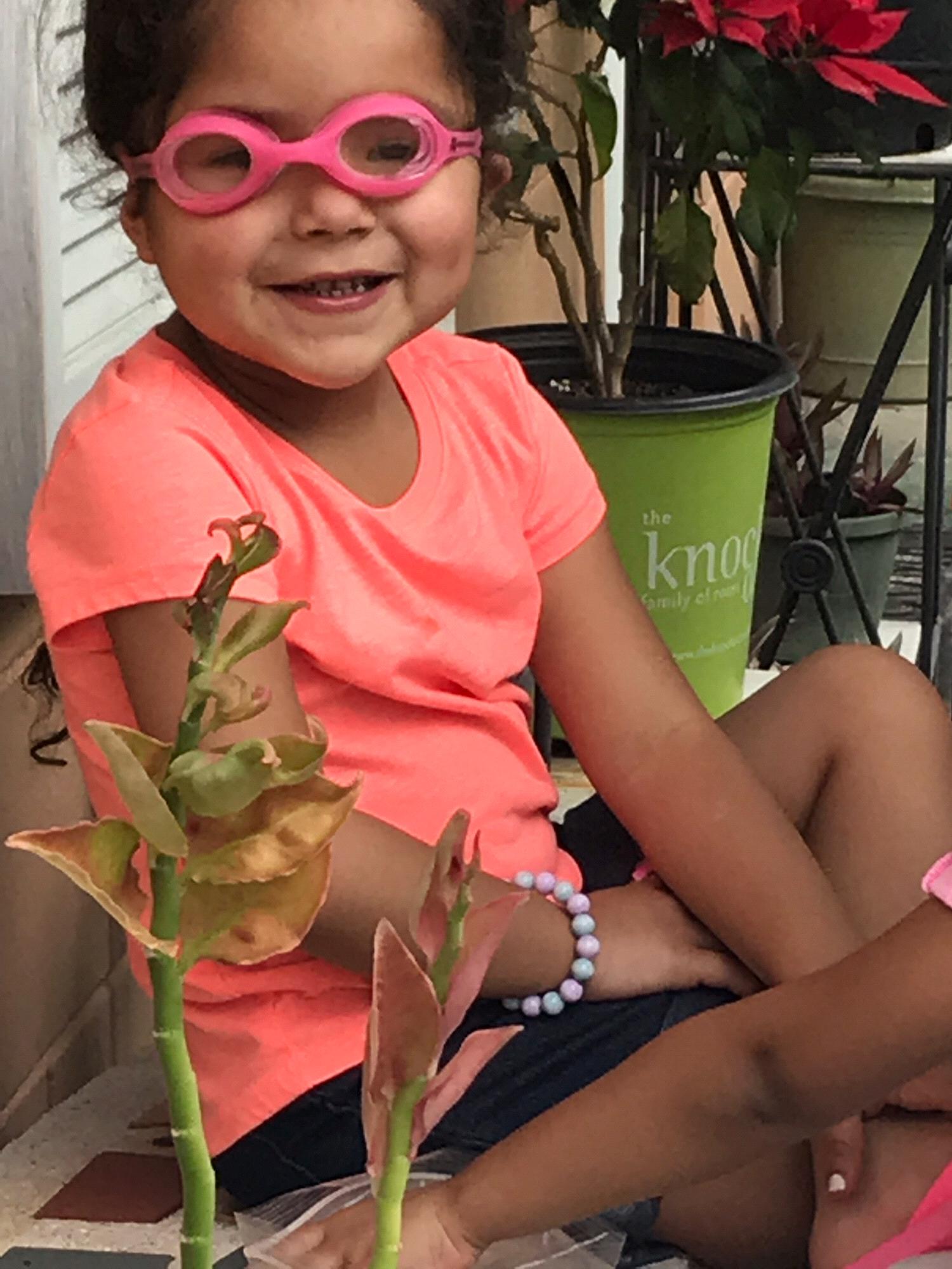 The right way to wear goggles.