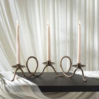 Cian Candle Centerpiece