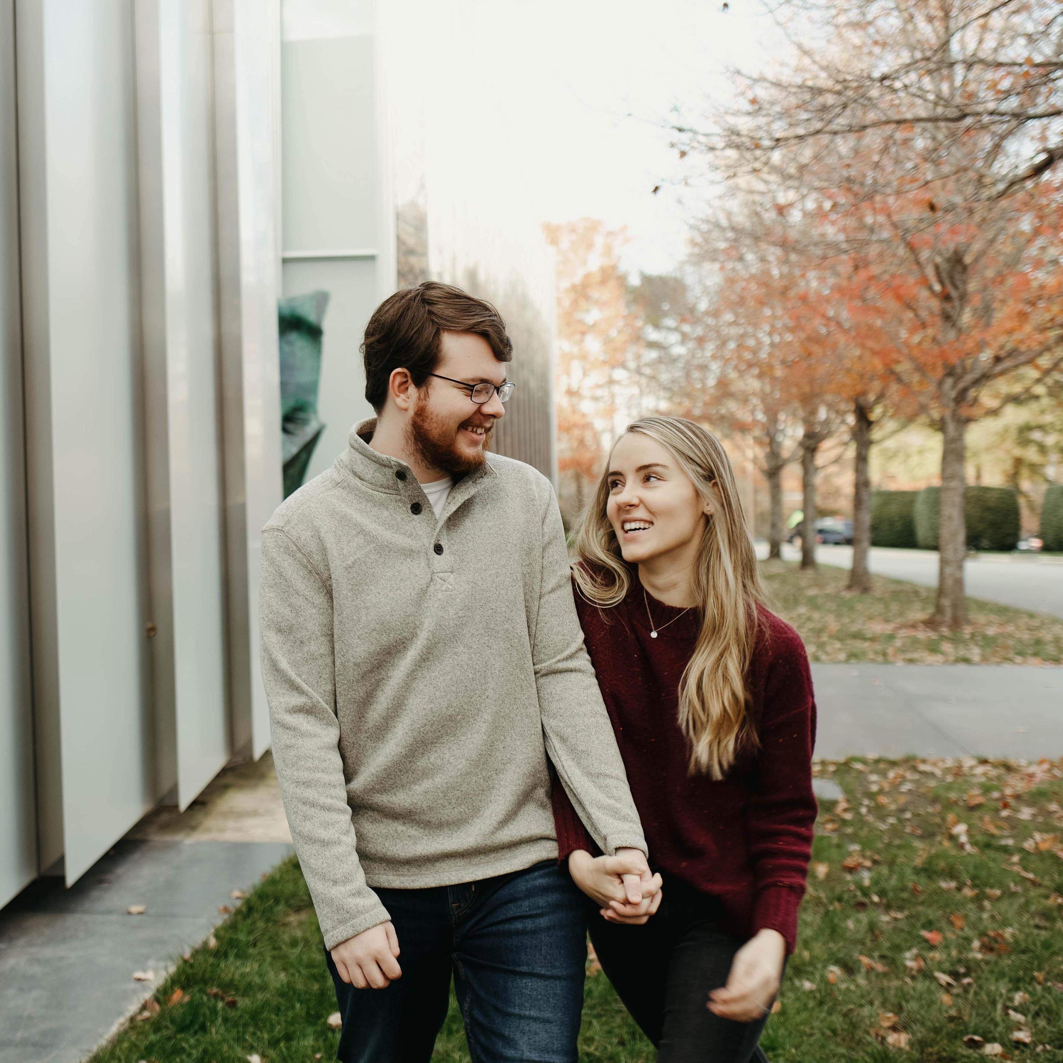 We can always lean on each other ;)
Engagement photos
Fall 2020
Emilee Craft Photography