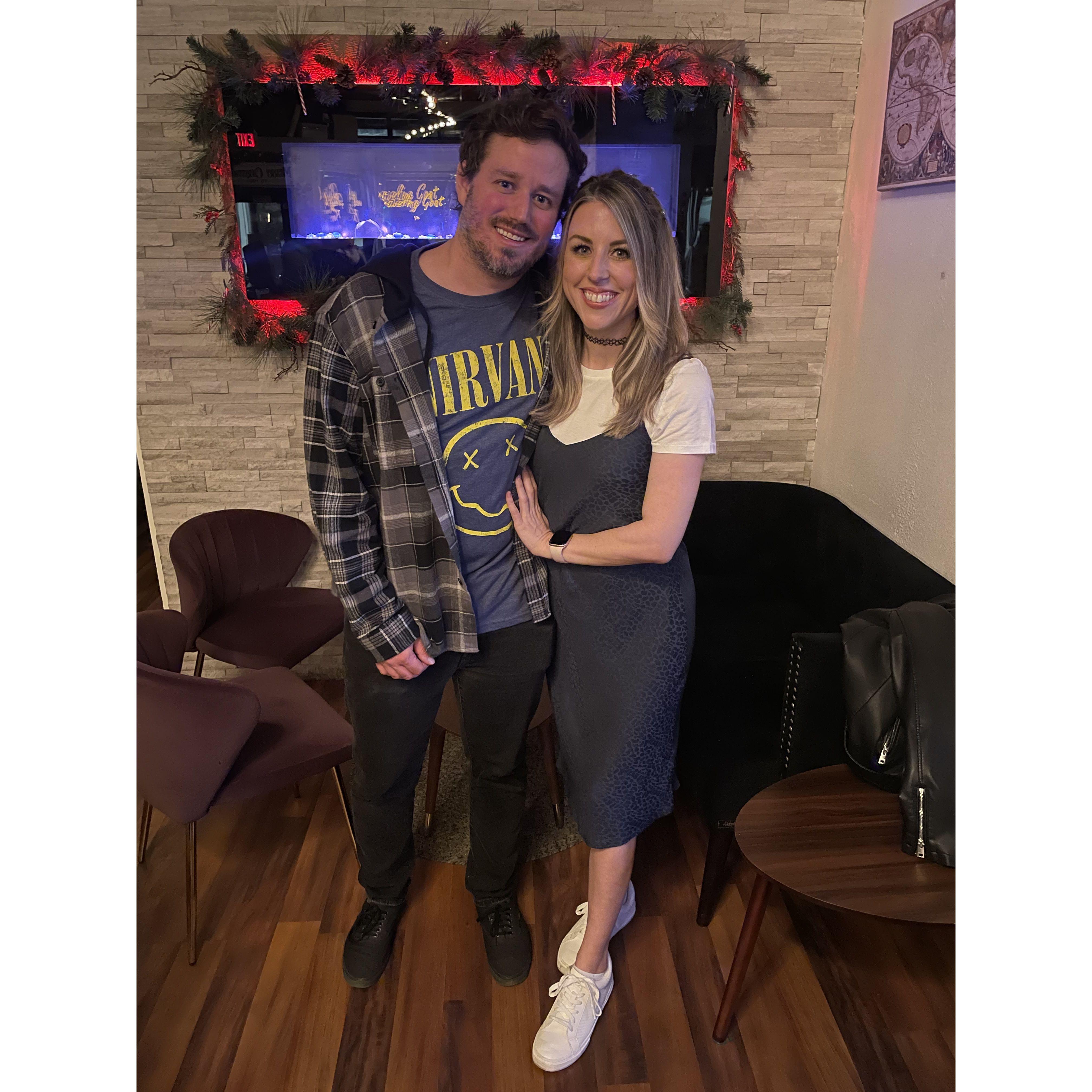90s party! We love a theme!