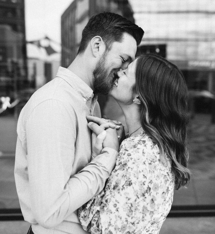 The Wedding Website of Julia Schade and Alex Lincoln