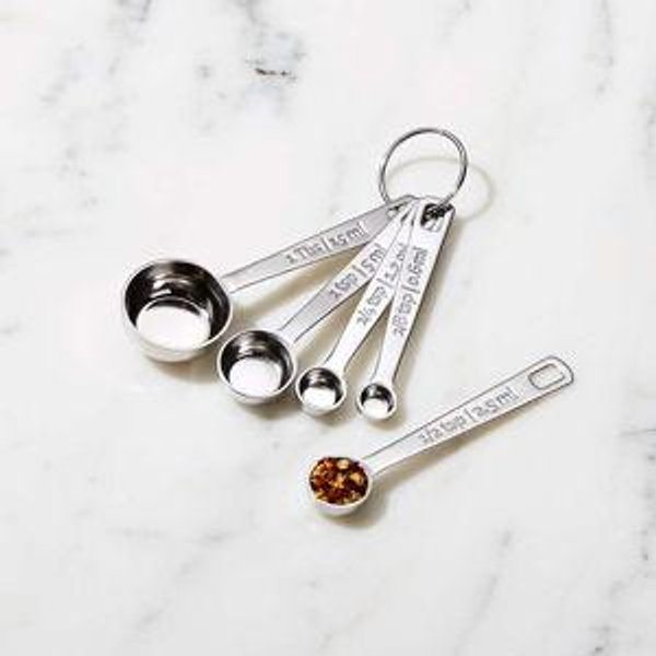 Le Creuset ® 4-Piece Stainless Steel Measuring Cup Set