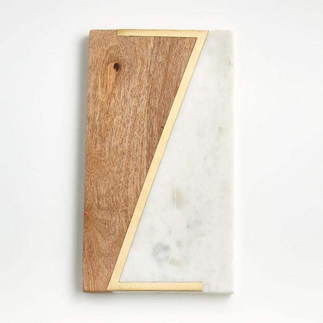 "Z" Monogrammed Serving Board