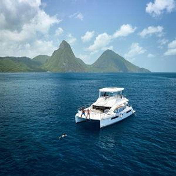 St. Lucia Full-Day Catamaran Sightseeing Cruise with Snorkeling