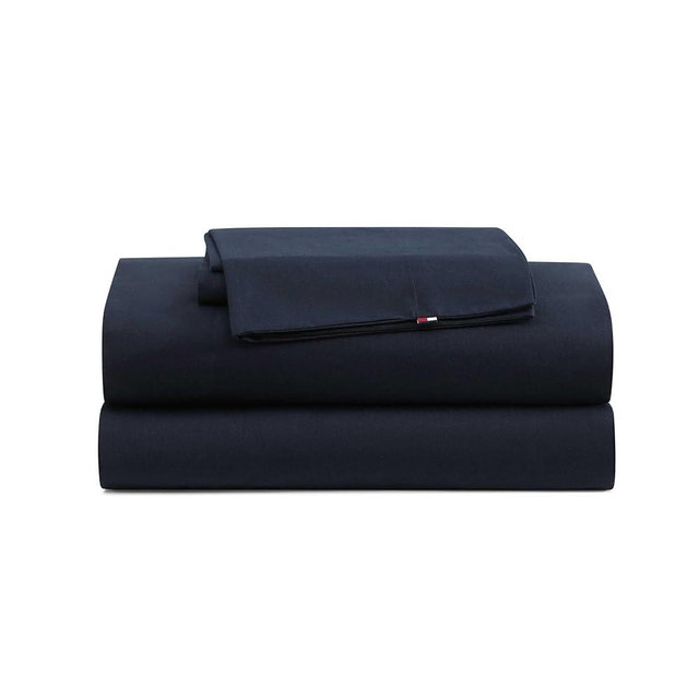 Tommy Hilfiger - Queen Bed Sheets, Moisture-Wicking Cotton Bedding with Matching Pillowcase, Lightweight Bed Set, Deep Pockets, Oeko-Tex Certified (Performance Cooling Navy)
