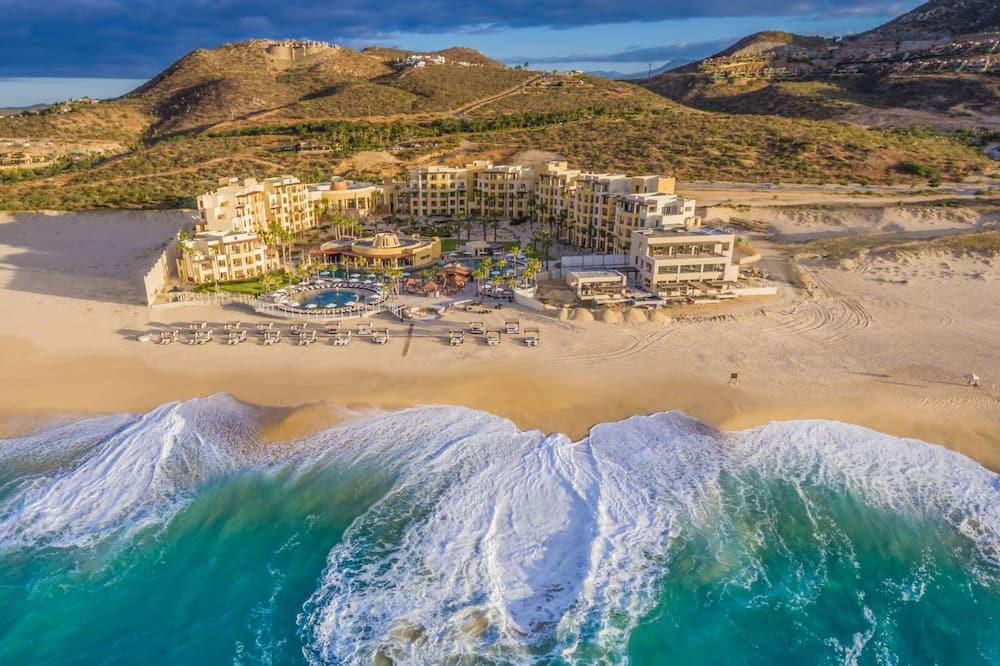 The Wedding Website of Sarah Cooper and Griffin Bird