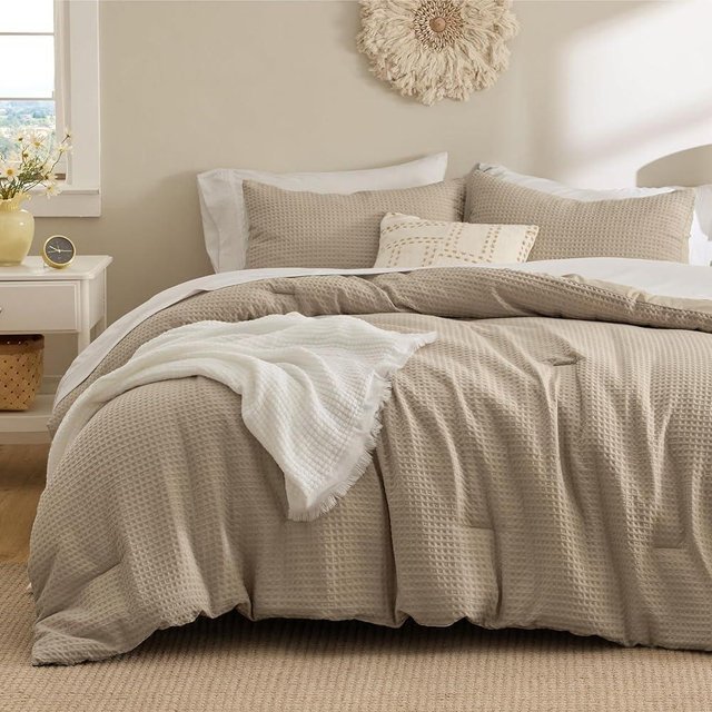 Bedsure Waffle Comforter Set King, Soft and Breathable Khaki Bedding Comforter Set, 3 Pieces, 1 Waffle Weave Comforter (104" x 90") and 2 Pillowcases(20" x 36")