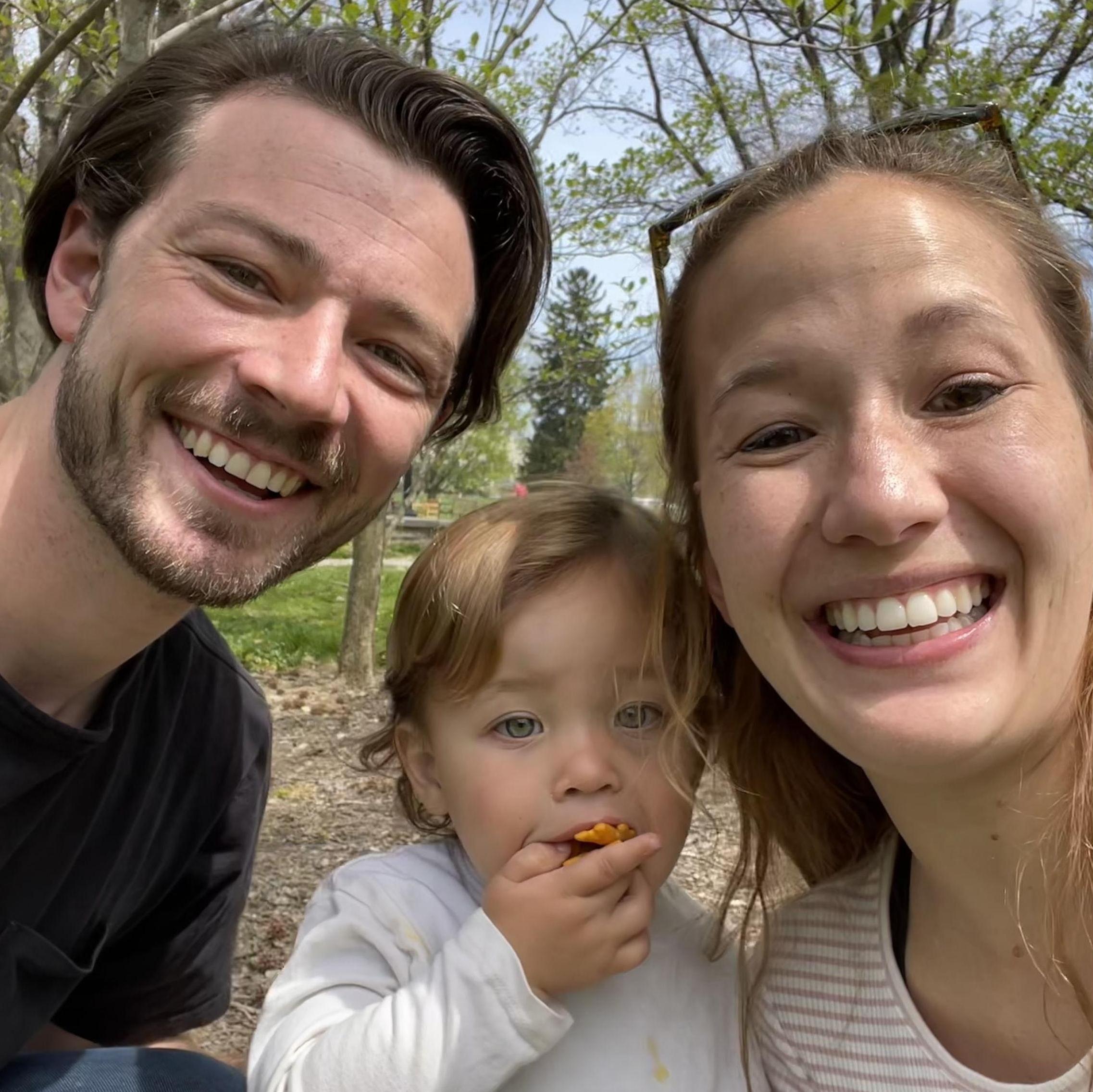 Big aunt and uncle energy