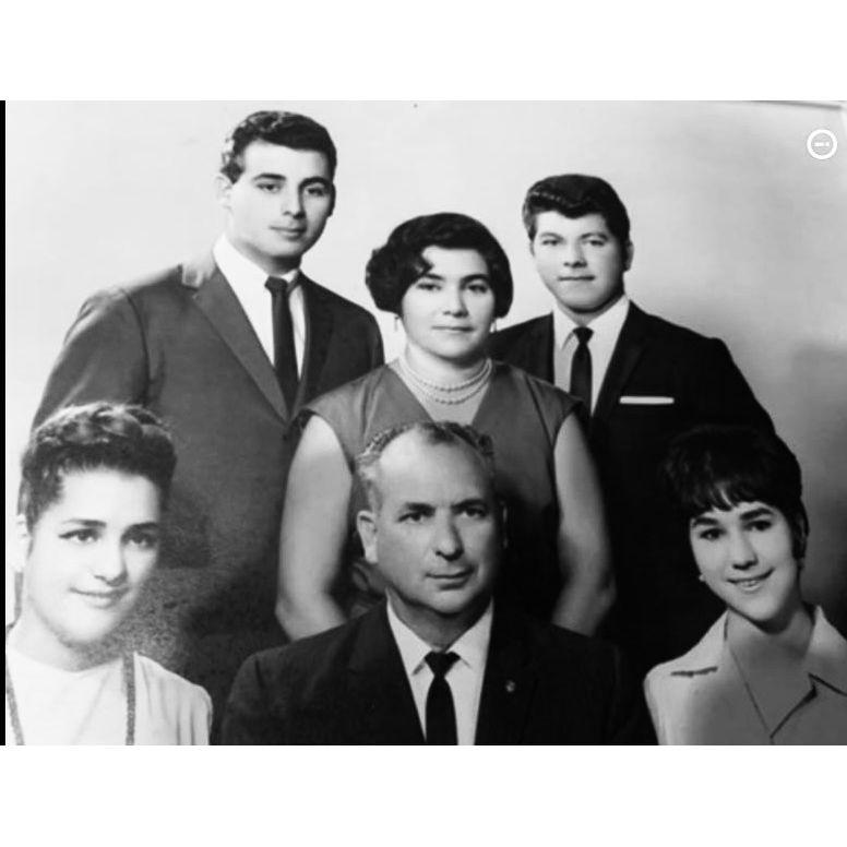 Bibi's dad's side of the family: her father Javier, her late uncle Hugo, aunts Hilda and Elsa and her grandparents, Abuela Cuquita and Abuelo Toribio.