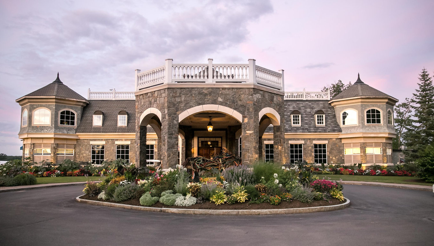 The Wedding Website of Leanna Viddivo and Spencer Stodgell