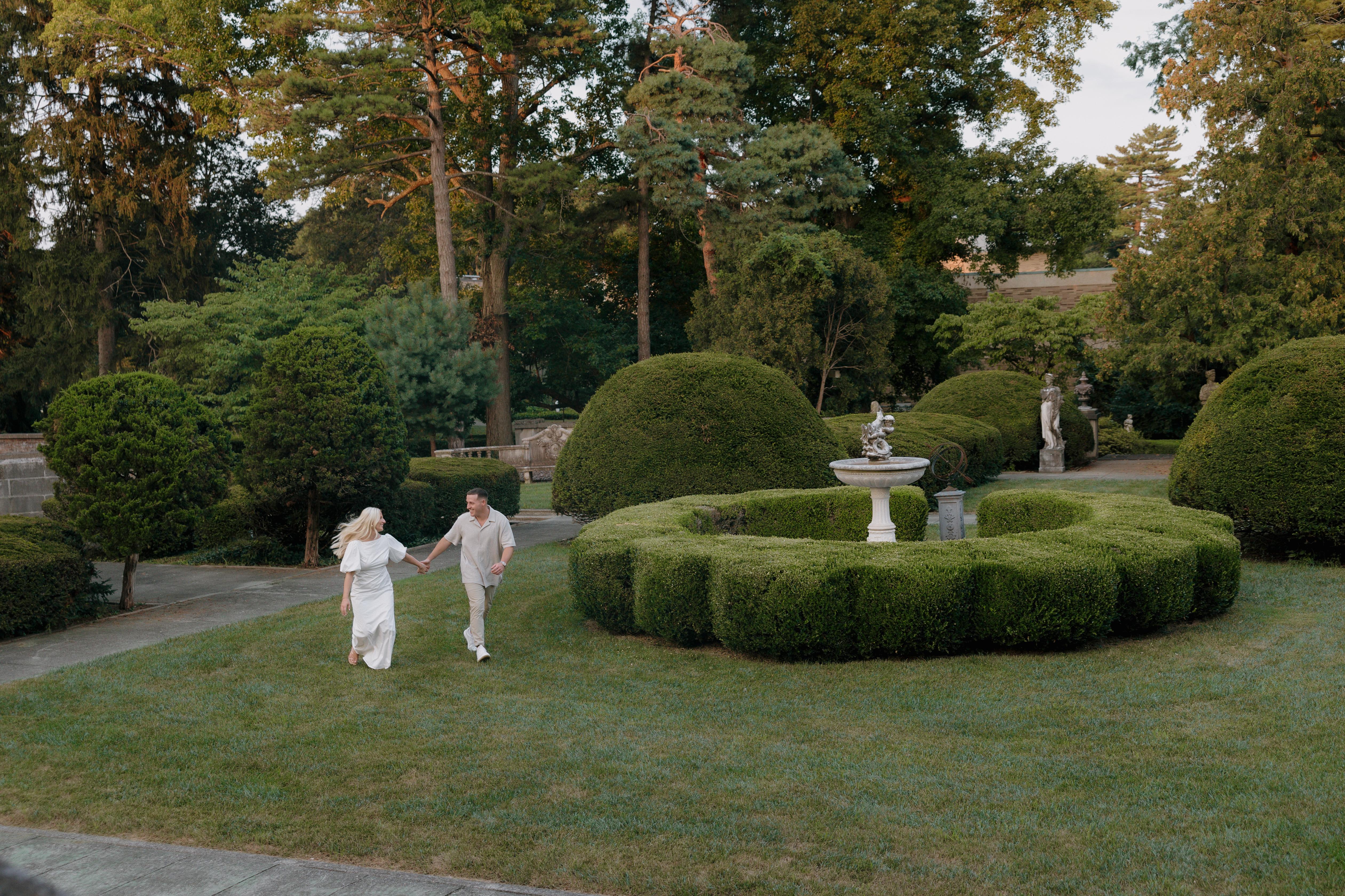 The Wedding Website of Taylor Michelle Lackey and Dylan Scott Davis