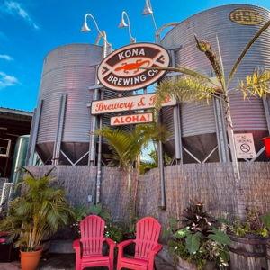 Lunch at Kona Pub