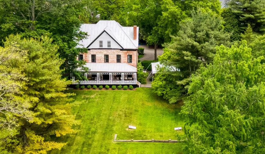 The Wedding Website of Jessica Farrell and Matthew Schrank