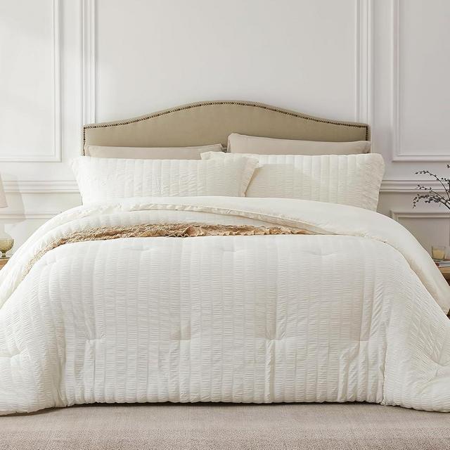 Quataly Beige King Comforter Set - 3 Pieces Seersucker Lightweight Bedding Comforter Sets (1 Soft Fluffy Comforter & 2 Pillowcases) - All Seasons Cozy Farmhouse Bed Sets for Women Men