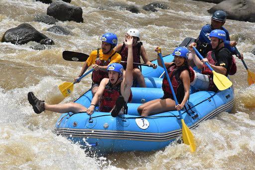 We love to go on adventures…like Frodo or Bilbo Baggins (Costa Rica)