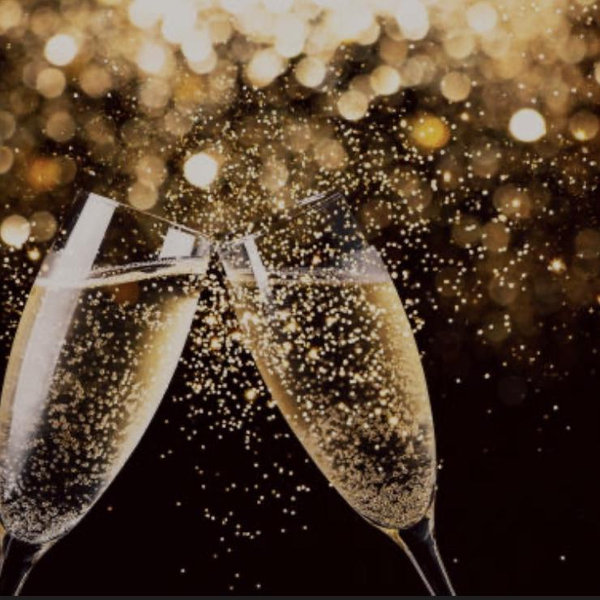 Champagne Toast! 🥂