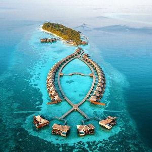 Honeymoon in the Maldives- Lily Beach Resort
