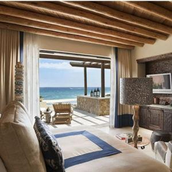 🛏️ Honeymoon Suite Upgrade