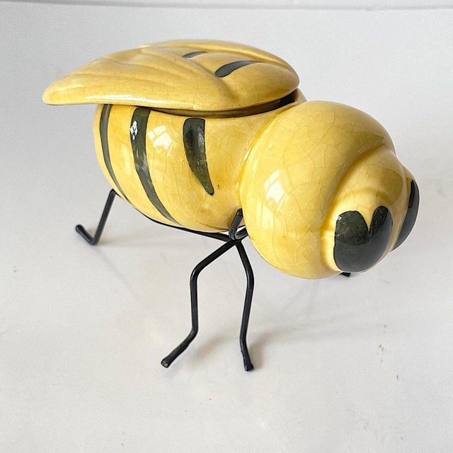 Honeybee Ceramic Condiment Dish Scarce Vintage