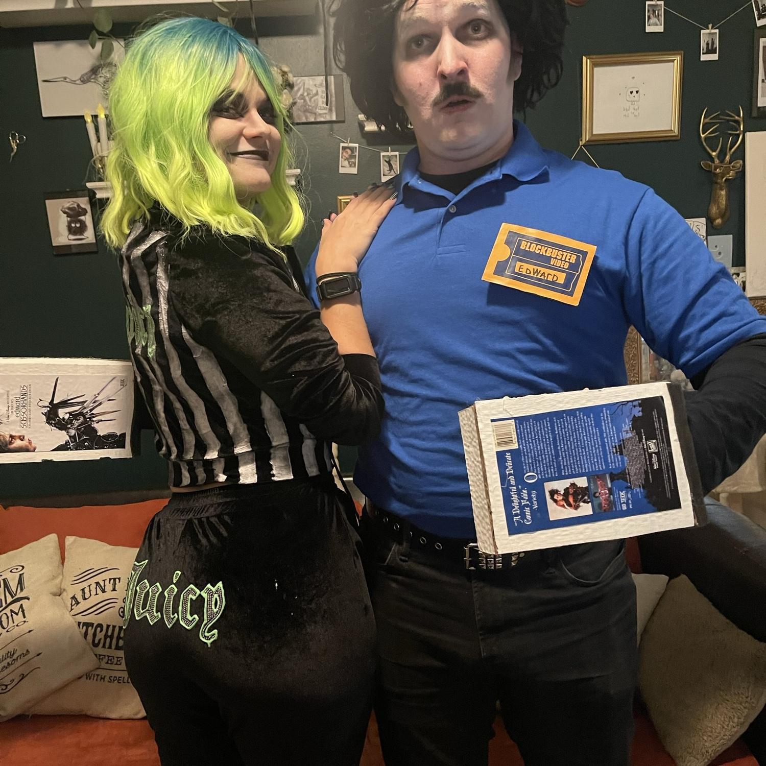 Halloween 2023 - Beetlejuicy and Edward Edward Scissorhands Hands