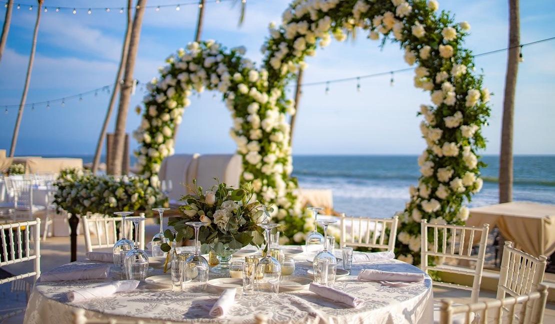 The Wedding Website of Whitney Hanson and Jens Bradford