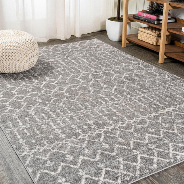 Moroccan HYPE Boho Vintage Diamond Gray/Ivory 9 ft. x 12 ft. Area Rug - JONATHAN Y