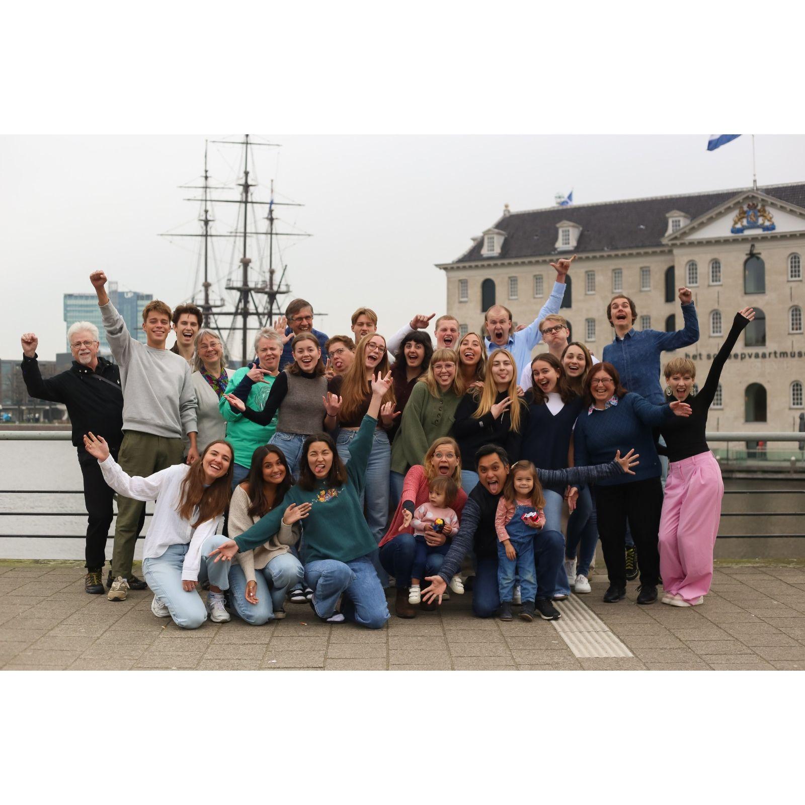 This is our classmates during our time in Amsterdam. Learned so much and grew closer to God during our time in the Bible school.
Dit waren onze klasgenoten in YWAM Amsterdam. Zo erg naar God gegroeid in deze tijd!