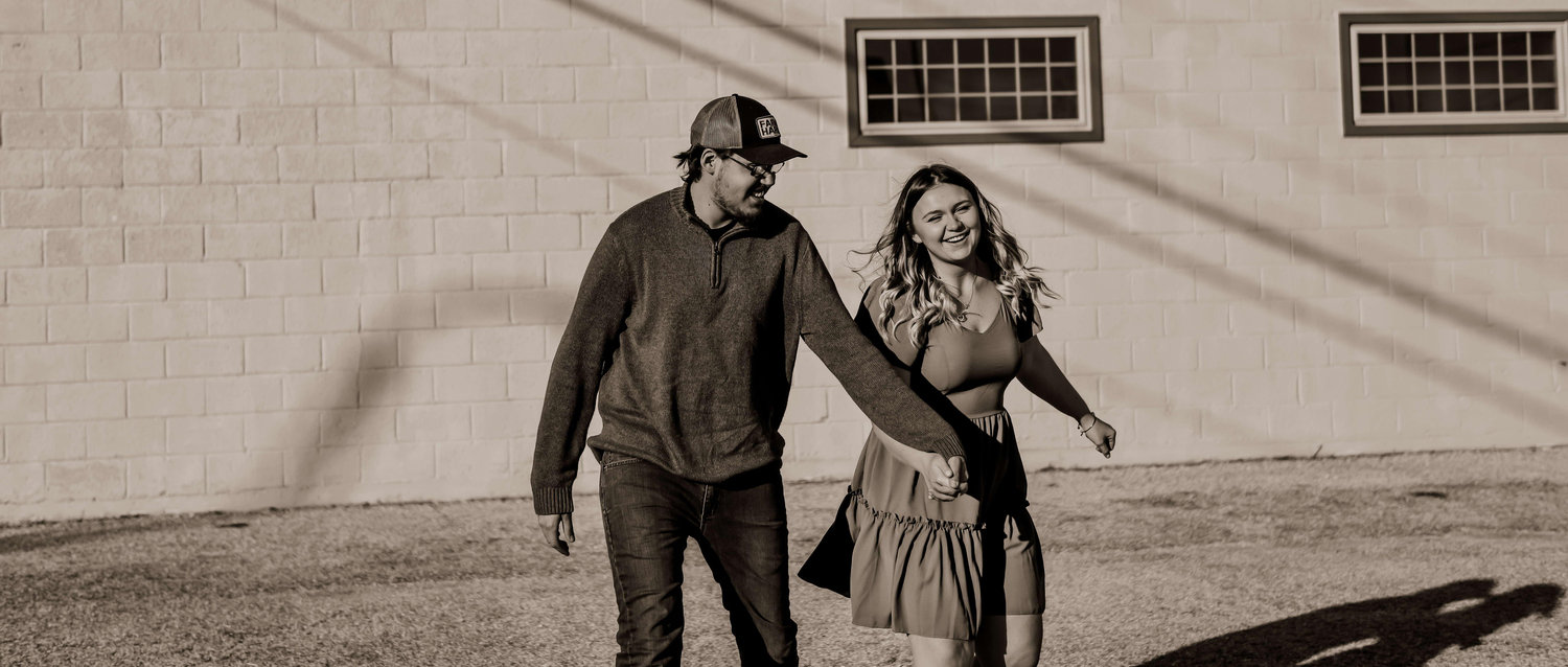 The Wedding Website of Jessica Reinhart and Joseph Sell