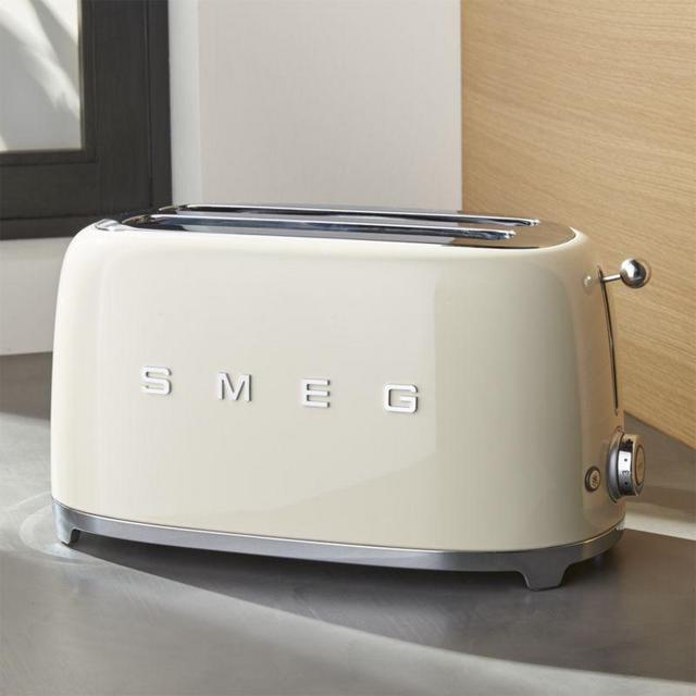 Smeg Cream 4-Slice Toaster