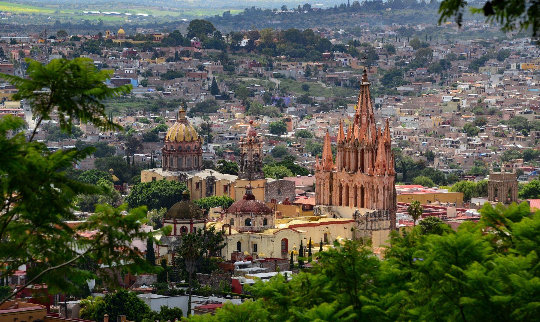 The Wedding Website of Rebeca Fernández-del Pino Álvarez and Luis Mikael Prida El-Hage