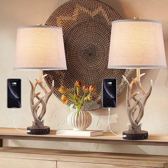 Rustic Western Table Lamp Set of 2, 26" Farmhouse Bedside Lamp for Bedroom with 2 USB Ports, Natural Antler Table Lamp for Living Room Foyer Office (Rustic Brown)