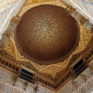 Exclusive Early Alcazar Access, Cathedral, City Tour & Tasting for 2 - Seville, Spain