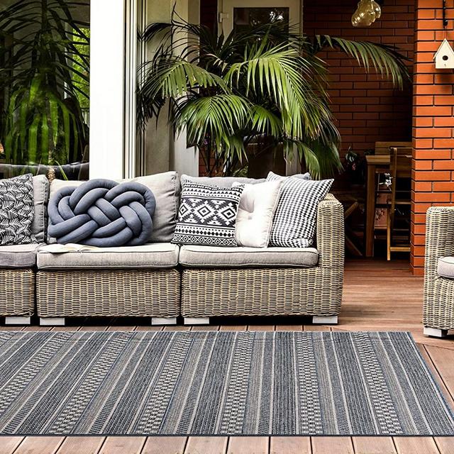 Rugshop Bohemian Stripes Indoor/Outdoor Area Rug 7'10" x 10' Blue