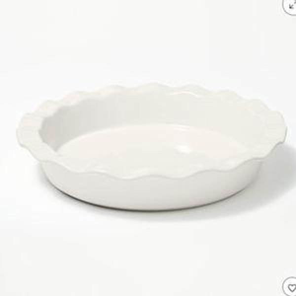 9" Round Stoneware Ruffle Pie Dish Cream - Figmint™